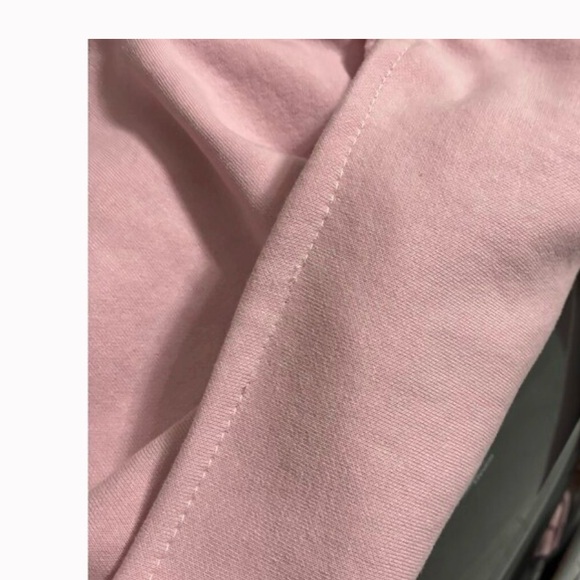Aritzia TNA Pink Cropped Sweatshirt - Cozy Fleece Crewneck Pullover Size Small - Picture 7 of 7